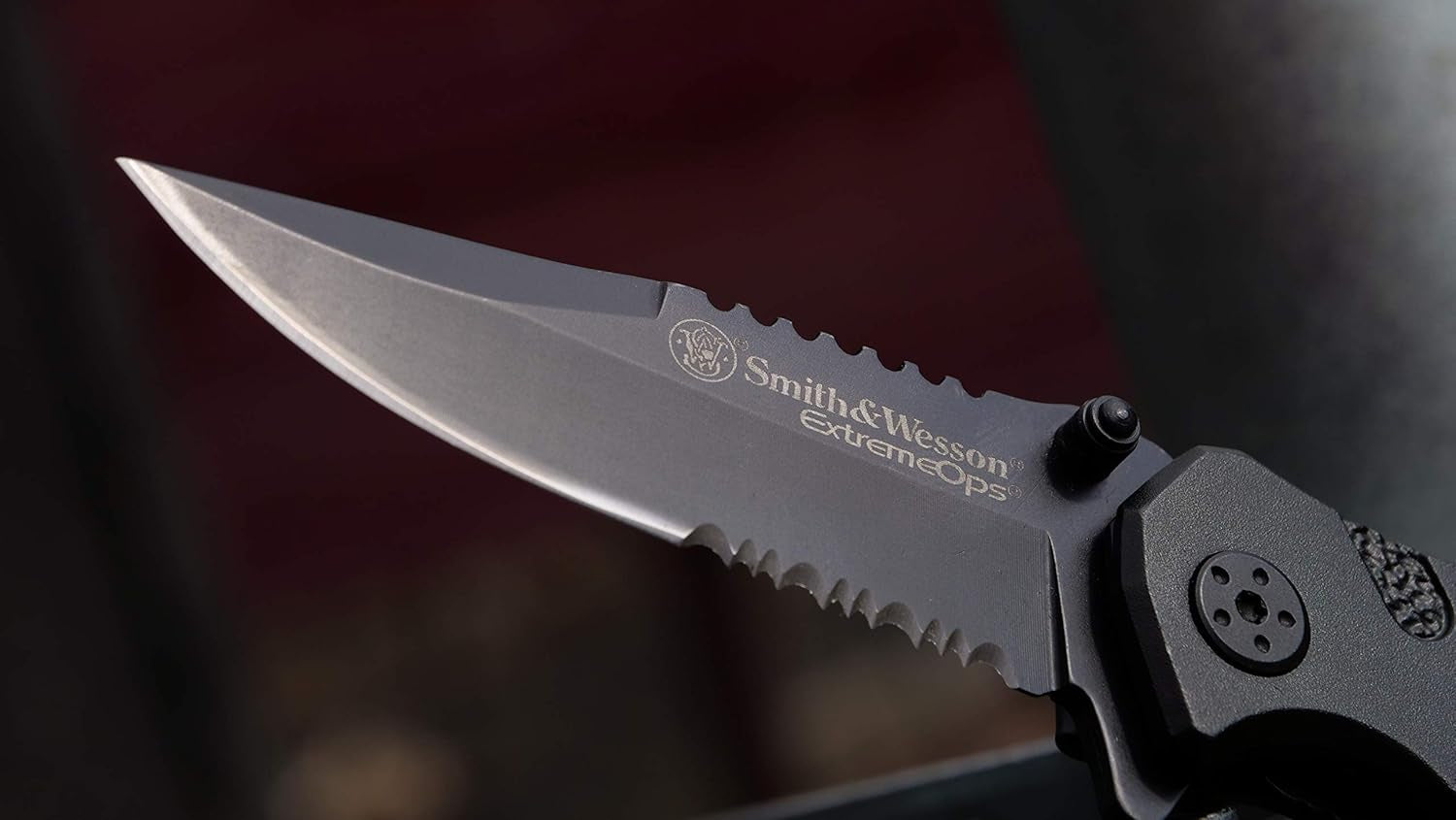 Accessories Extreme Ops SWA24S 7.1In S.S. Folding Knife with 3.1In Serrated Clip Point Blade and Aluminum Handle for Outdoor