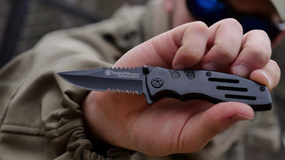 Accessories Extreme Ops SWA24S 7.1In S.S. Folding Knife with 3.1In Serrated Clip Point Blade and Aluminum Handle for Outdoor